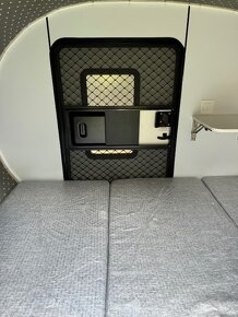 Minikaravan pro 2 osoby - přívěs do 750 kg, nebrzděný - 5
