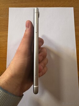 iPhone XR 64GB Bílá - 5