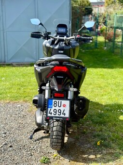 Honda ADV 350 - rok 2023, najeto 2900km, TOP - 5