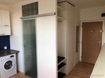 Pronájem 1+1 (36m2) ul. Evžena Rošického, O-Svinov - 5