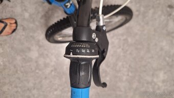 Dětské kolo Btwin Racing boy 320
- 5