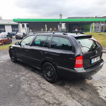 Rezervace - Škoda Octavia 1.8t RS Combi - 5