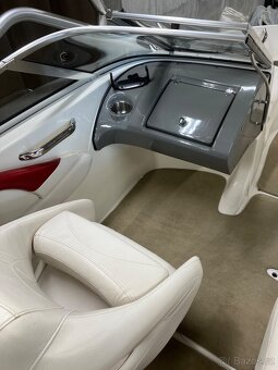 Sportovní loď Larson 180 Sport - 5