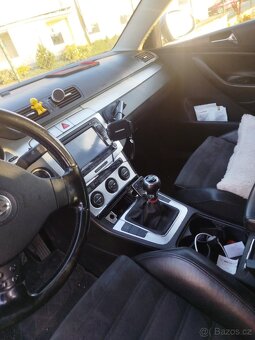 Volkswagen Passat - 5