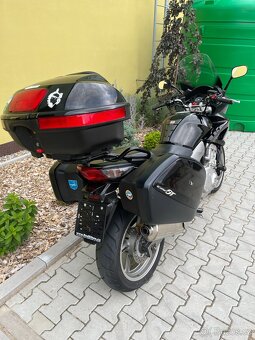 Honda CBF 1000 - 5
