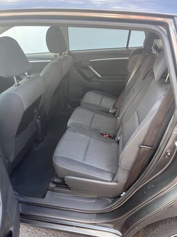Toyota Verso 1,8 automat - 5