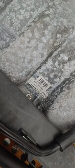 Mercedes 3.2 Chrysler Crossfire  díly - 5