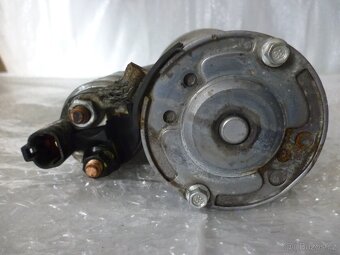 Hyundai i30 1,6CRDi : Startér 36100-2A300 - 5