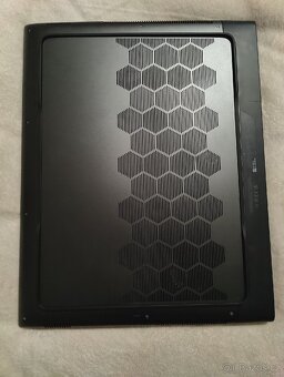 Dell Alienware M18 R2 z RTX 4090, 4TB SSD - 5