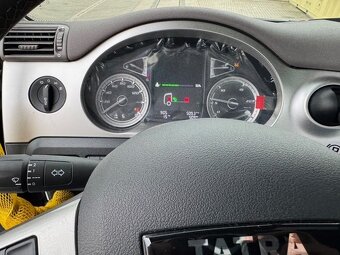 TATRA PHOENIX 6x6 - Hákový nakladač CTS - 5