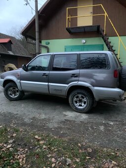 Prodám Nissan Terrano 2 - 5