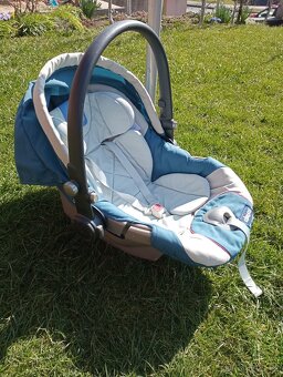 Vajíčko Chicco a sedačka britax - 5
