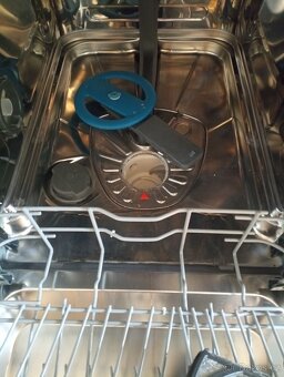 Electrolux myčka ESS42200SW - 5