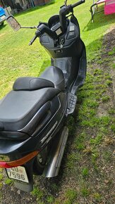 Skútr Suzuki Burgman 400 - 5
