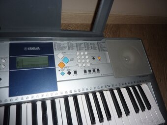 Klávesy Yamaha PSR-E323 - 5