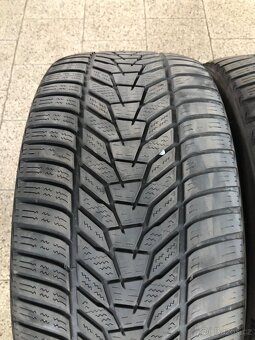 255/35/21 prodám sadu zimních pneu - 5