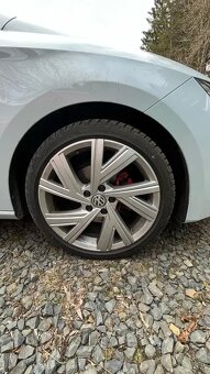Alu kola 5X112 R18 Bergamo - 5