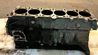 Blok motoru m52b28 - 5