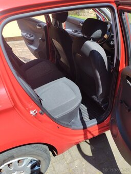 Hyundai i20 - 5