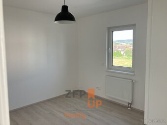 Prodej bytu 2+kk o rozloze 49 m2, ulice Za Penzionem, Moheln - 5