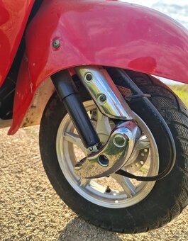 Elektroskůtr bez baterie - 5