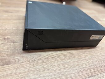 Lenovo Thinkcentre - 5