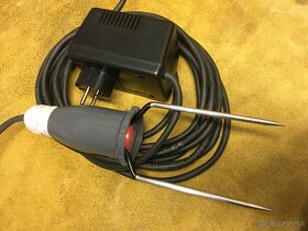 Elektrický omračovač na ošipané - zabijačka Tip na darček - 5