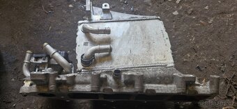 Sani saci potrubi chladic 04l129766ak audi vw skoda - 5