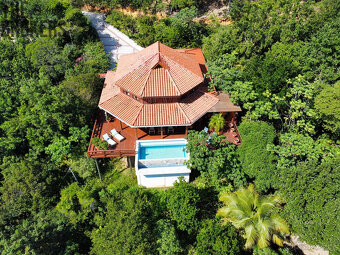 Ocean View 3BD & 2.5BT Home Lost Isles Estate, Roata - 5