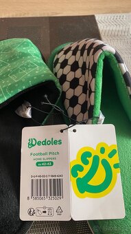 Dedoles pantofle fotbalové v.42-43 nové - 5