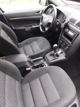 prodám škoda octavia II 2.0 tdi combi - 5