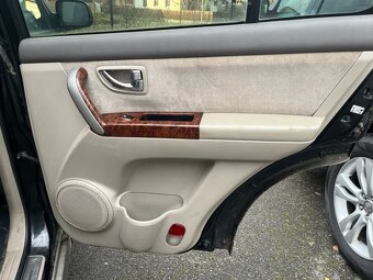 KIA SORENTO 3,5 L. benzin - 5