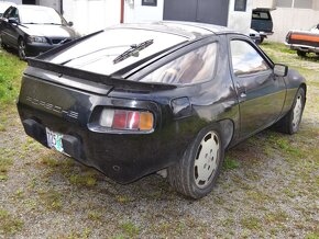 Porsche 928 4.5 V8 manuál - 5