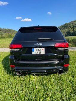Jeep srt - 5