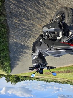 Honda ADV 350 - 5