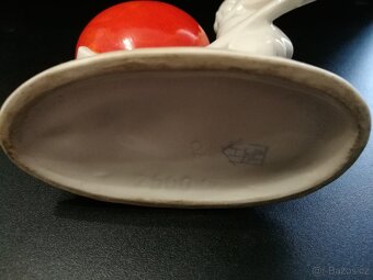 prodam dve porcelanove figurky putto se srdickem - 5