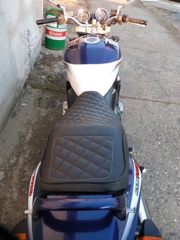 Suzuki gsx 1400 - 5