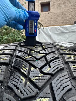 Zimní sada pneu 225/50 R17 - Dunlop - 5