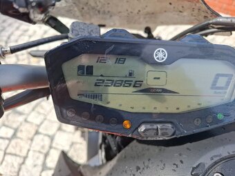Yamaha mt 07 - 5