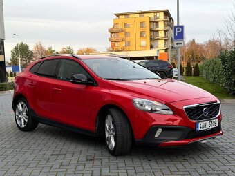 Volvo V40 Cross Country / T4 132 kW / automat / 4x4 - 5