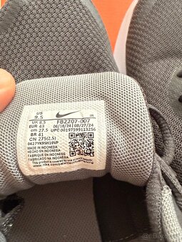 Nike Revolution 7.US 9,5. EUR 43 Nové - 5