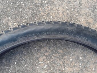 MTB plášťe Specialized The Captain 26x2.20 - 5