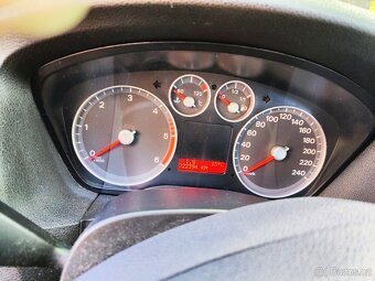 Prodám Ford focus Combi 1.6 TDCi 66kW, rok 2007, 222 tis. km - 5