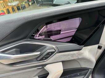 Audi E-tron 55 300kW plná výbava najeto 59 tis km nový motor - 5