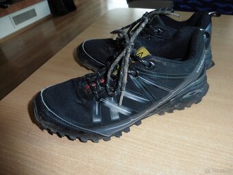 Černé sportovní boty UMBRO vel. 38 cm - 5
