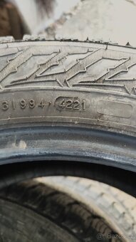 215/60R17 - 5