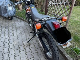 Suzuki DR350se - 5