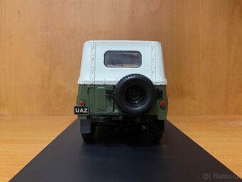 Uaz 469 NVA - model auta 1:24 - 5