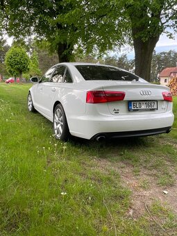 Prodám AUDI A6 r.v. 2013 - 5