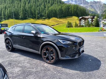 Cupra Formentor VZ 1,4 TSi 180kw,DCC,360°,panorama,virtual - 5